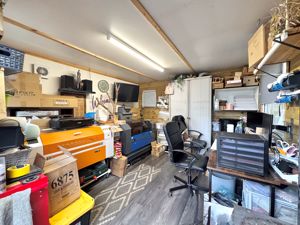 Photo 16- click for photo gallery